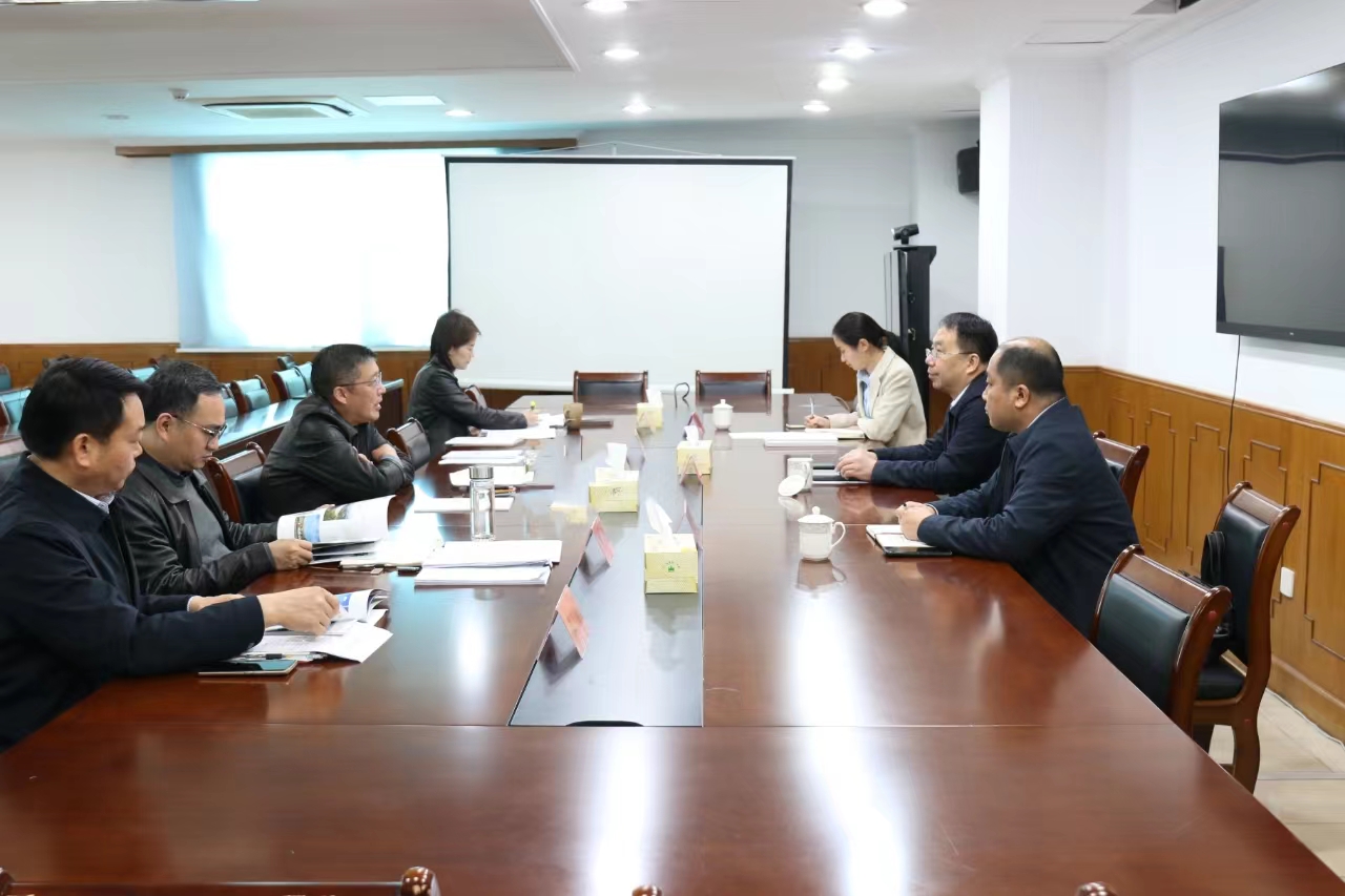 1711351795243649.jpg 00c3de2ee7b4b130abaaacd3b0bc703.jpg